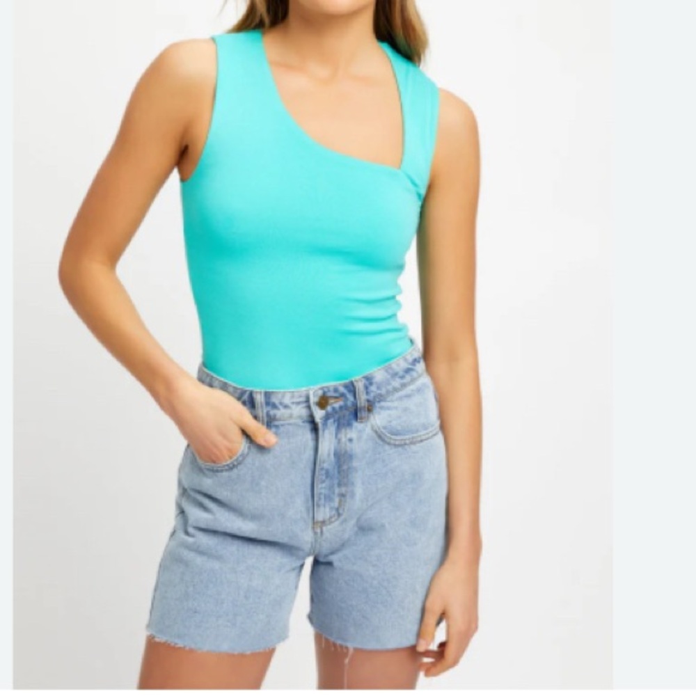 Kookai Tank